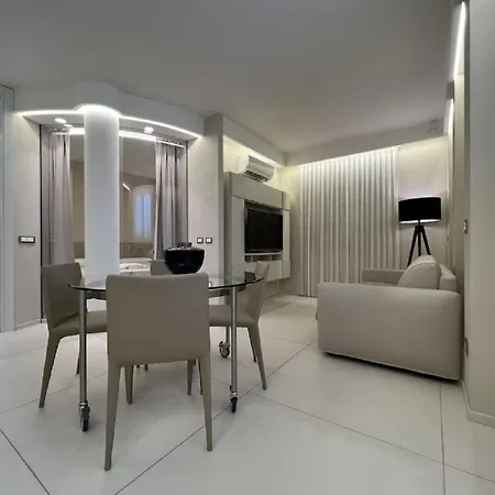 Casa With Private Pool - Dei Marmi Lägenhet *