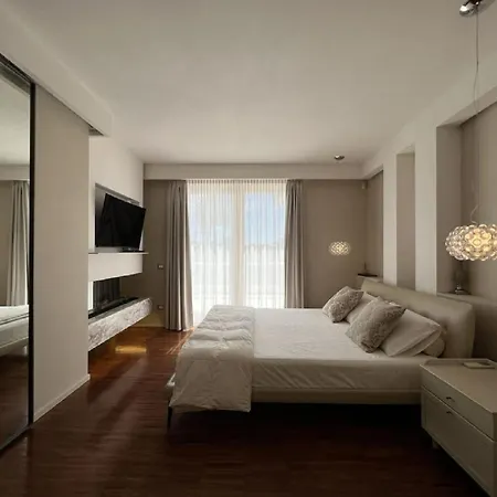 Casa With Private Pool - Dei Marmi Querceta